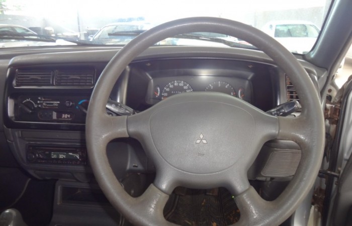 2002 MITSUBISHI COLT 2.8 TDI RODEO D/CAB First Car Sales